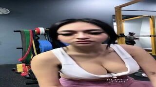 You Need to See This Indo Oppylany Nyepong Om Bule Di Tempat GYM — feeds your hungry mind