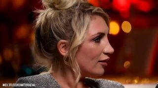 Online Now Histoires Vraies: La Mère Noël Allume Les Bûches - Maya Rose — dances on your nerves