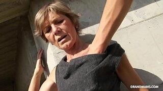 Hard to Resist Hot blonde tattooed old cougar gives the best blowjobs — feeds your inner hunger