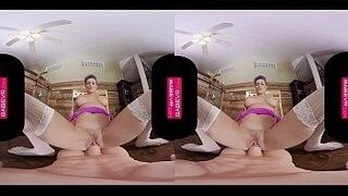 Featured Title VR Nude babe wants you in Virtual Reality! — | sssniperwolf nudes | keeps the tension high
