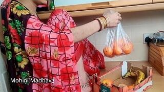 Featured Title indian desi fruit seller fucked hardcore by customer for bargaining hindi audio — | बीएफ वीडियो बीएफ वीडियो | puts you right in the mood