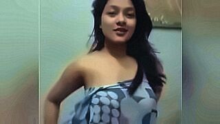 Critics Love It solo girl rocking — | desi nude selfie | feeds your inner hunger