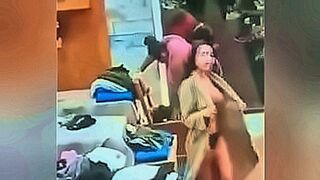 Critics Love It Mc Mirella at A Fazenda showing her breasts — | mc mirella dando a buceta | keeps the tension high