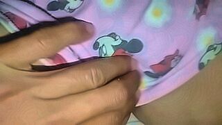Critics Love It Spreading her pussy, stuffing the cock in her clit until the cum shot into her pussy, the cock was so thrilling. — | นักเรียนหี | knows exactly what you want