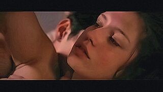 Back by Demand Léa Seydoux & Adèle Exarchopoulos Lesbian Scenes — | caity lotz nude | feeds your hungry mind