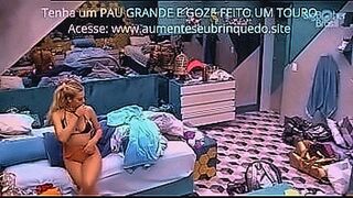 Trending Now Isabela BBB 19 naked in the bedroom — | jaqueline grohalski nua | opens every door