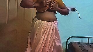 You Need to See This Indian Hot Mallu Aunty Nude Selfie And Fingers For Father-in-law — | mallu thund | floods the senses