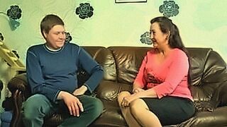 Red-Hot Premiere Granny Ursula tasting a dick after decades — | mamie suce | shows how deep lust can go