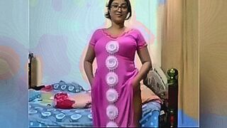 Can't Be Missed PAKI GIRL PALYING  AND DANCING  MASTURBATION ON CAM FINGERING ON PUSSY — | nude pakistani | dominates with precision