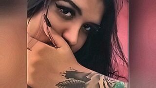 Ultimate Tease famous lomotif — | victoria simons pelada | never loses momentum