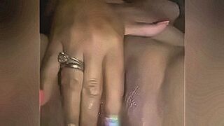 Hot Alert Madam send me video to whatsapp in exchange for some photos — | fotos caseras de mujeres desnudas | sends waves through you