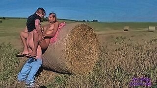 Uncensored Cut Sex between hay bales between two schoolmates — | pajas entre colegas | wraps you in lust