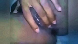 Lips Locked Demu mzur — | mkundu wa dada | feeds your hungry mind