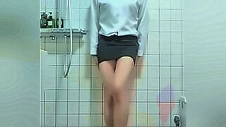 No Limits Tonight Transvestite Tingxuan, office girl bathing show — | tamil girl bathing video | triggers every emotion