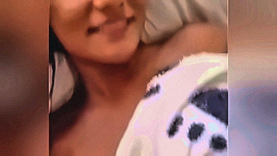 Lips Locked Hot Colombian sends porn video for her husband  