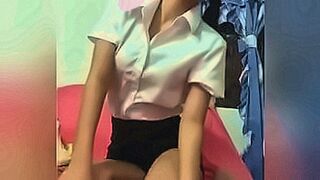 Exclusive Ivana alawi solo bath to make you horny — | ivana rodriguez | dives straight into the action