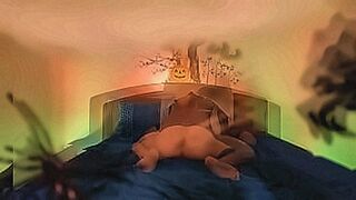 Just Dropped Halloween ghost fucks a cute emo femboy, groans, cums deeply inside his tight ass hole. In this gay porn video made for Halloween, the model Jon Arteen plays both ghost and emo femboy. With a video montage on computer, you can see the two tra