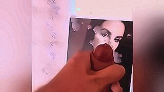 Hot Alert CUMMING ON LANA DEL REY FACE (HOT) — | лана рой | heats up every frame