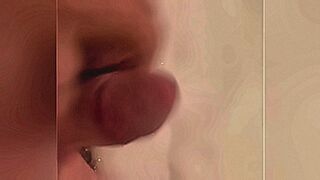 Online Now Cumming in the tub — | rede tub | caresses the edge