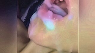 Don't Miss Vietnamese hand game — | sex em gái việt nam | pleases without pause