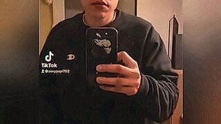 Lips Locked SexyPapi702 — | veronicaobando99 | dominates with precision