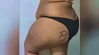 Critics Love It Chubby Mexican to take some nude photos and let them take cum on her feet, she did not want to but the tits sac in the video — | سكس مصري ضرب | dives straight into the action