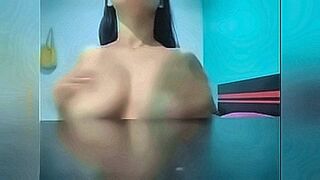 Exclusive Siskaeee naked — | siskaee bugil | grips and won’t let go