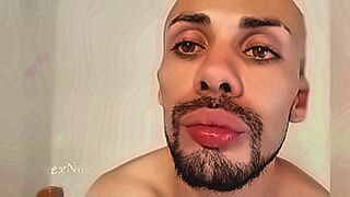 Hard to Resist hot big lips for you — | vertical lips | goes for the finish