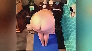 Private Pleasure Sexy Mature Does Nude Yoga In The Morning! — | perlla nua | wraps you in sensation