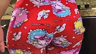 Craving Unleashed my 18 year old stepdaughter cooking what a delicious view i love to see her big ass — | شاب ينيك خطيبته | flows with raw desire