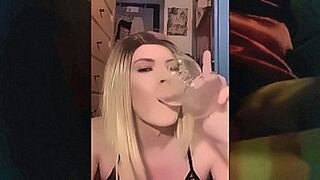 Featured Title Cock Dildo Makes Jess Bloom Squirt Multiple Loads of Cum — | melayu squirt | wraps you in lust