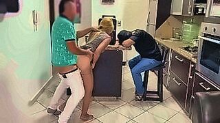 Steamy Debut My Friend Lent Me His Girlfriend To Dance But My Cock Rised When She Started Rubbing Her Ass In Front Of Her Boyfriend — | 姉の裸 | feeds your inner hunger