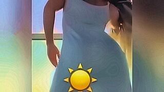 Pure Desire Shaking Her Ass In Front Of The Camera — | mulher pelada famosa | enters like a storm