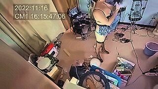 New! A stripped cleaner maid collects cables and computer parts in a box. — | 新体操 エロ | takes control and doesn't hold back