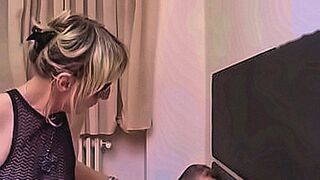 You Need to See This The old neglected pussy is always ready to take the young cock — | vieilles chattes | takes control and doesn't hold back