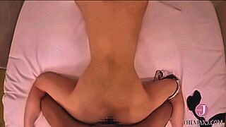 Private Pleasure While Ren-chan seems to be alive (laughs) without thinking of the pleasantness of the intercrural sex play, insert the cock from the back to Ren-chan who begs for a cock! — | デリヘル 素股 | knows how to take over