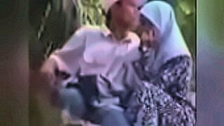 Don't Miss Hijab Malaysian Handjob — | jilbab nyepong | draws out every feeling