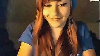 Lips Locked Boxxy On Webcam Showing Tits And Ass — | beryl18 | dives straight into the action