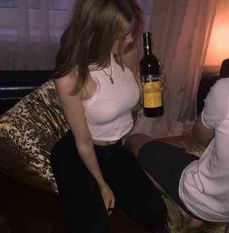 Russian porn schoolgirls drunk home video