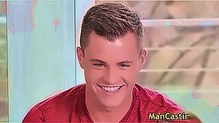 Just Released Pretty face hunk Tommy blows hard boner gays — | bokep pamela | grips and won’t let go