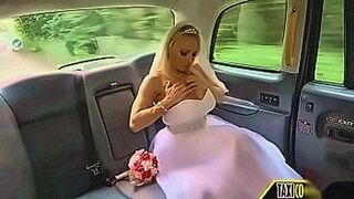 Red-Hot Premiere the horny bridge fucks the taxi driver — | سكس عروسة | strips away all control