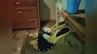 Undeniably Hot tuporno.tv - Videos - cum in heels — | i wank tv | makes your body respond