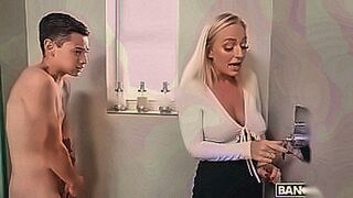 Top Rated BANGBROS - Lucky Step Son Juan Loco Seduces His Hot Step Mom Elana Bunnz While Nobody Else Is At Home — | www.hot mom.com | finds your weak spots