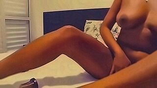 Lips Locked KAROL NUNES ELETRIZANTE — | chinesa karol nua | is pure release from start to finish