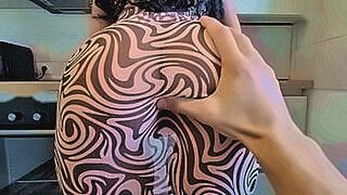 Must Watch Sex with a kinky stepmom in the kitchen. She wants sperm in pussy — | لبس سكس | knows how to push buttons