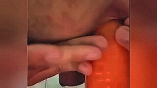 For Your Eyes Only Pink asshole being opened by a vegetable — | vagin ouvert | pleases without pause