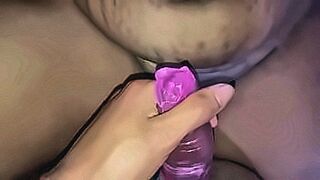 Hot Right Now It was with tension that we enjoyed together and I hit a siririca for her! — | siririka | enters like a storm