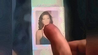 Premium Content Catherine Zeta-Jones — | jezelle catherine nude | brings pure intensity