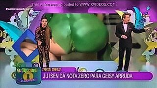 You Need to See This Brazilian doing squad live — | xcassya pelada | keeps you locked in