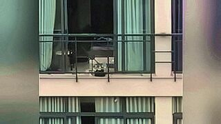 Can't Be Missed Voyeur in Sai Gon, district 07 part 01 — | 着替え盗撮えろ | grips and won’t let go